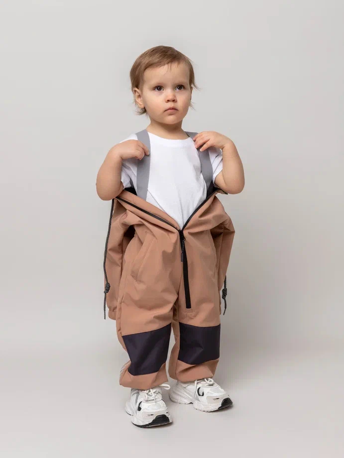 Демисезонный комбинезон для девочки фото