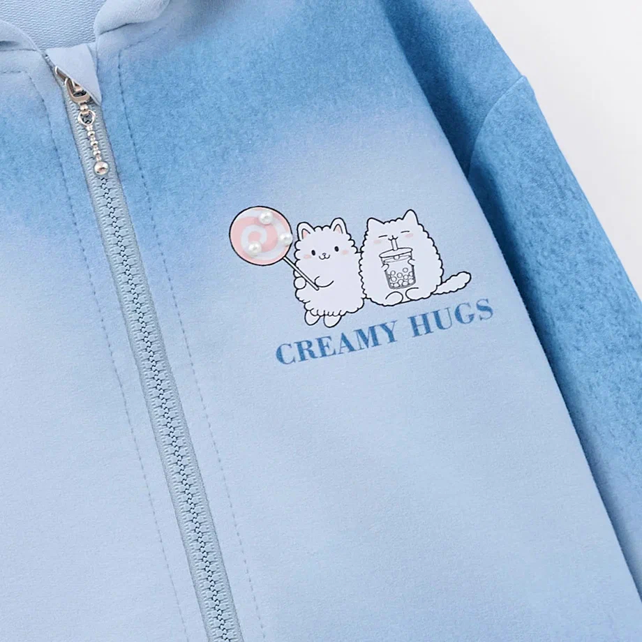 Уютная толстовка на молнии для девочки фото