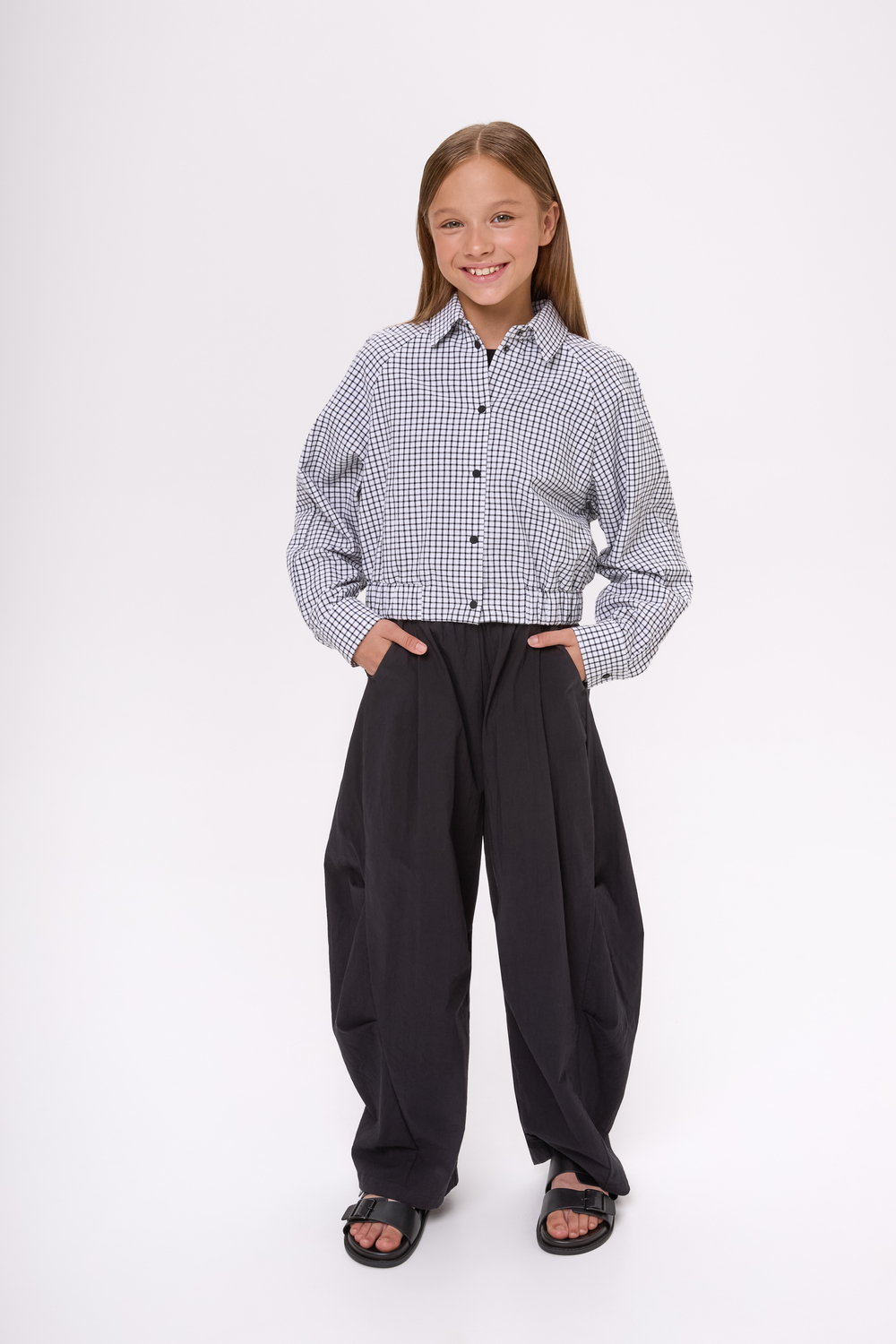 Чёрные объемные брюки для девочки куить в Иваново