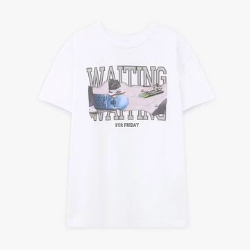 Белая дизайнерская футболка для мальчика купить в Иваново