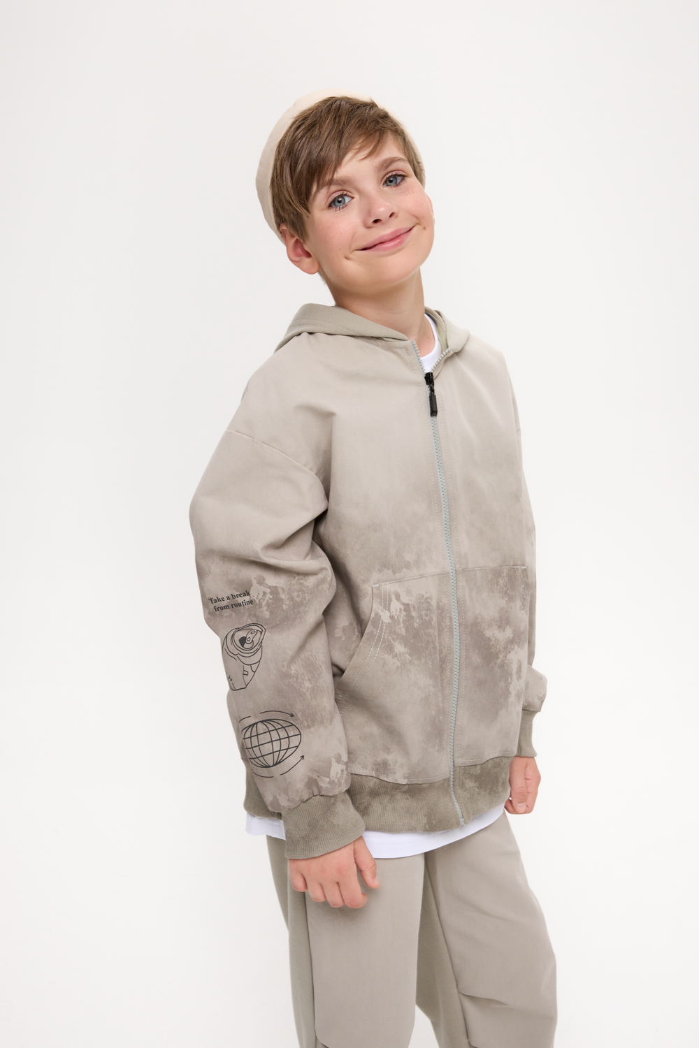 Толстовка на молнии из футера для мальчика куить в Иваново