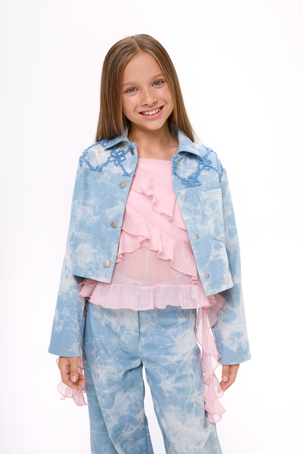 Укороченный жакет из варёного денима с вышивкой куить в Иваново