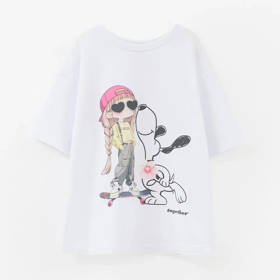 Дизайнерская футболка для девочки