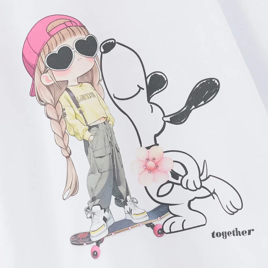 Дизайнерская футболка для девочки фото