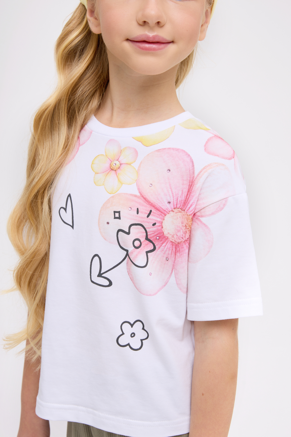 Белая укороченная футболка для девочки куить в Иваново