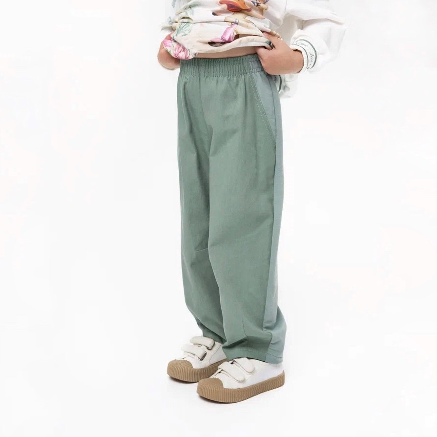 Объёмные брюки для девочки куить в Иваново