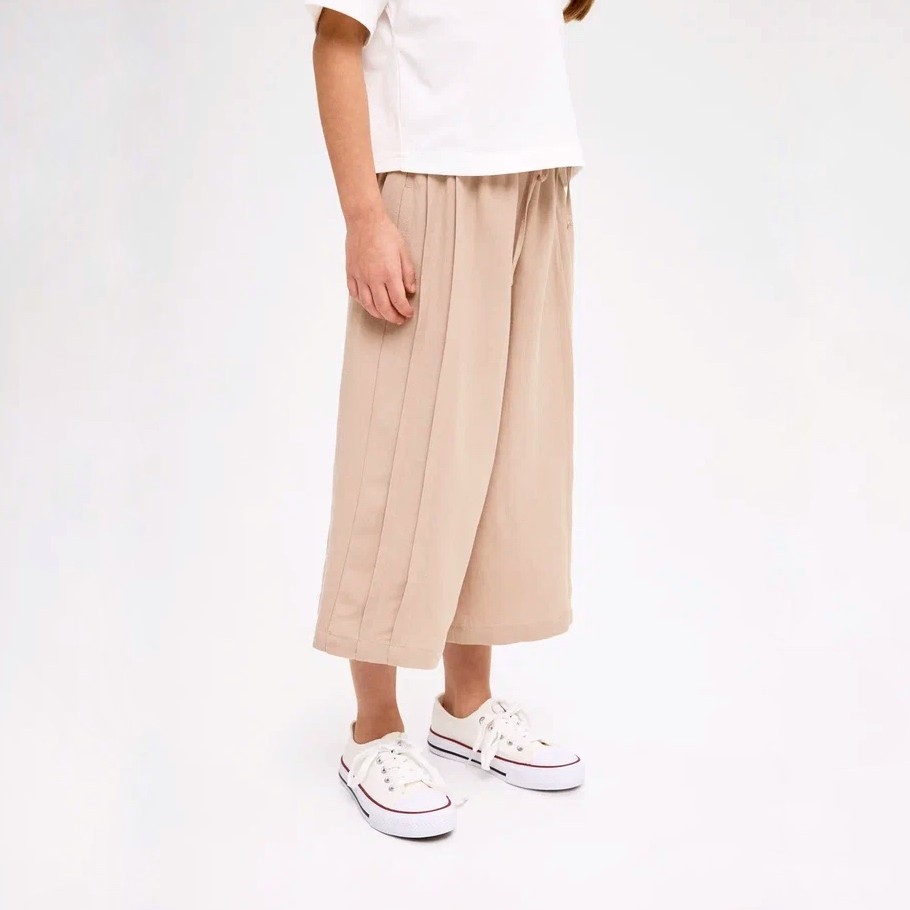 Льняные укороченные брюки для девочки куить в Иваново